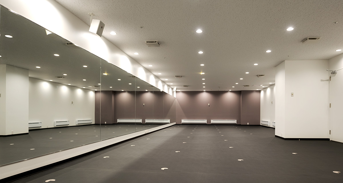 ホットヨガスタジオLAVA芦屋店スタジオ
