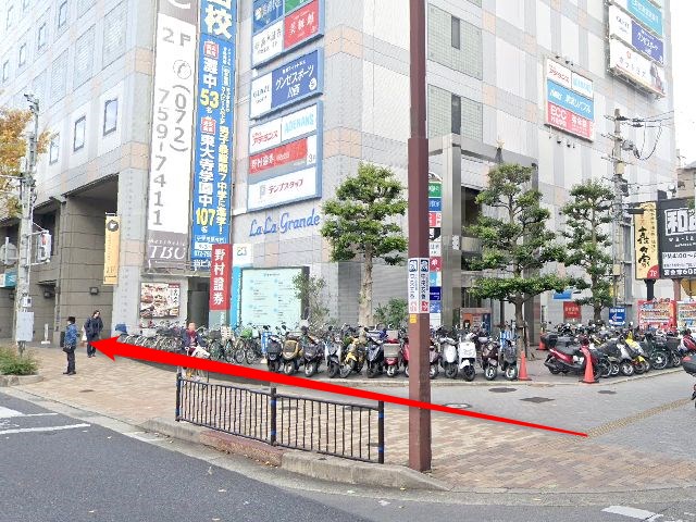 ホットヨガスタジオLAVA川西能勢口店の行き方