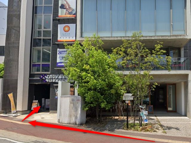 ホットヨガスタジオLAVA六本松店の行き方