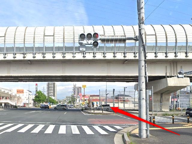 ホットヨガスタジオLAVA西友鳴海店の行き方