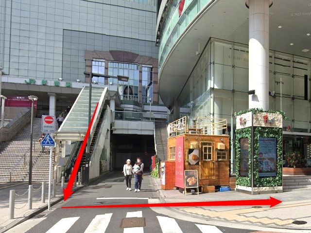 ホットヨガスタジオLAVA新宿東口店の行き方