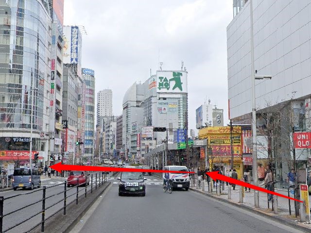 ホットヨガスタジオLAVA新宿西口駅前店の行き方